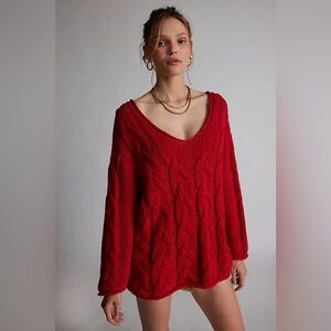 Urban Outfitters BDG SKYLAR OVERSIZED CABLE KNIT SWEATER IN RED NWT